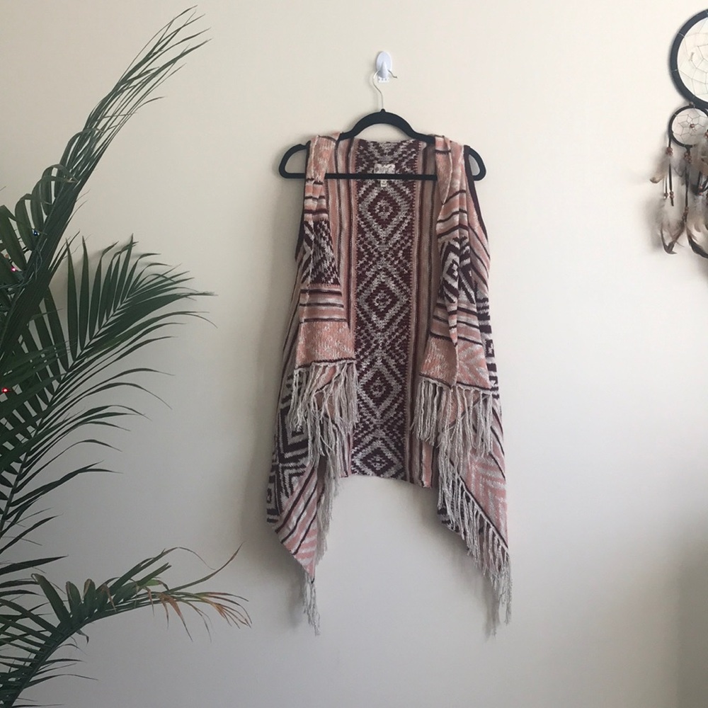 Hippie Rose Aztec/l Tribal Print Top Size Medium